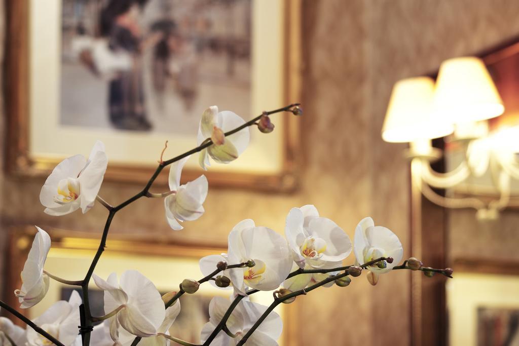 Berjaya Eden Park London Hotel Exterior foto